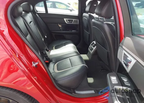 2015 Jaguar Xf 5.0L Supercharged z USA, uszkodzony, nr VIN SAJWA0HP8FMU81904